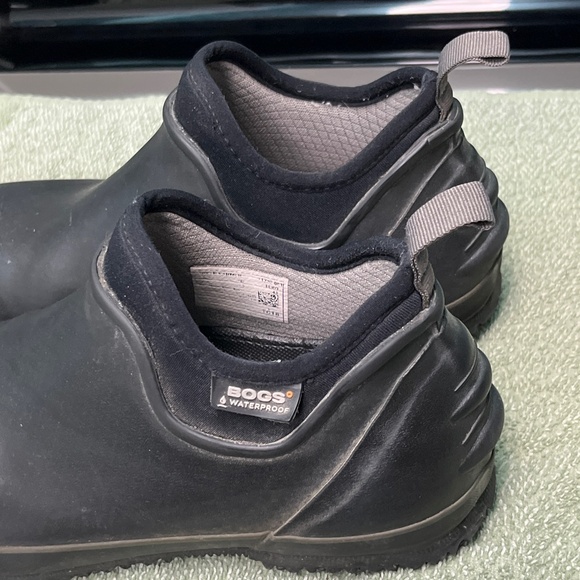 Bogs waterproof rubber slip on ankle boots - Picture 2 of 5